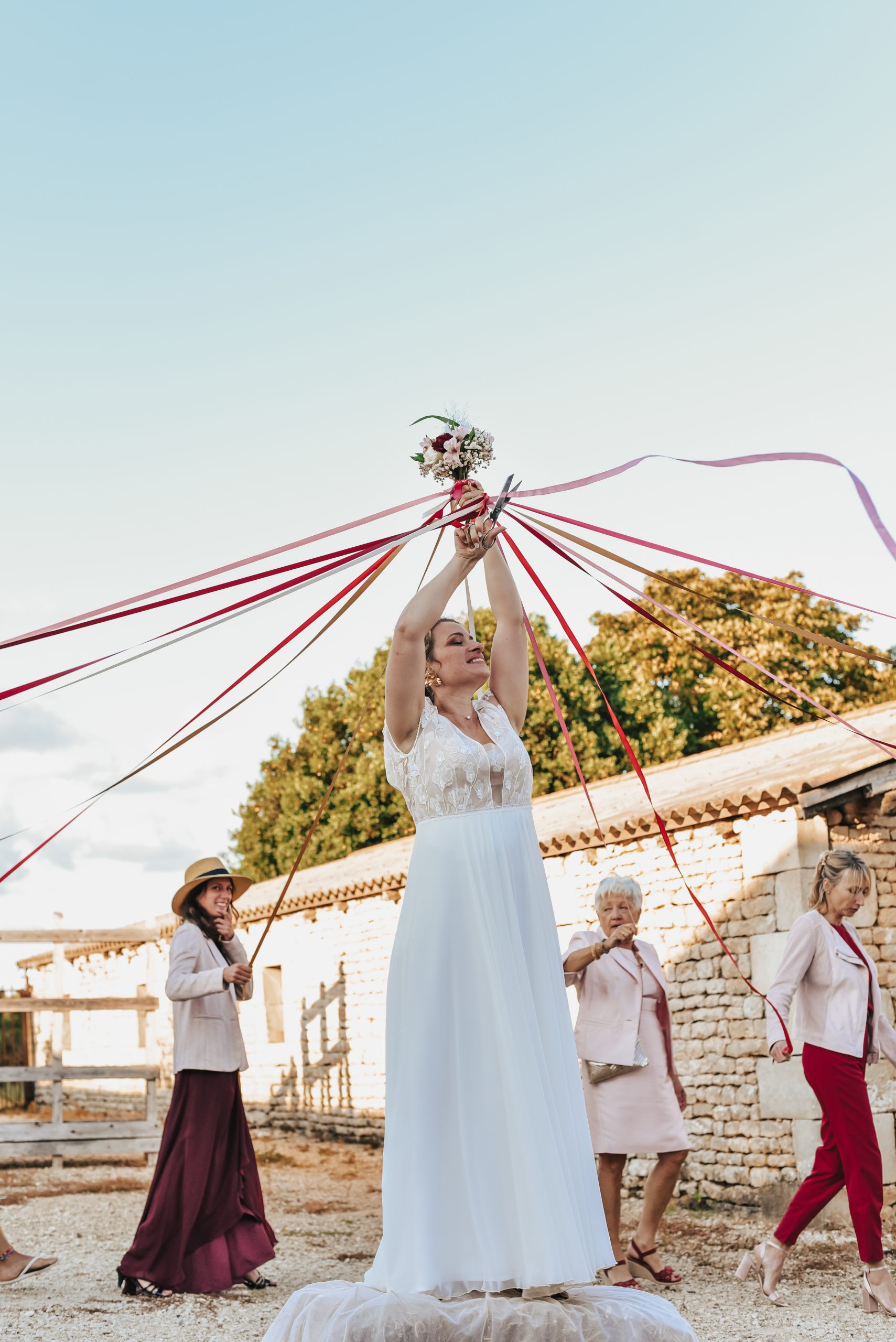 jeu du ruban bouquet mariée