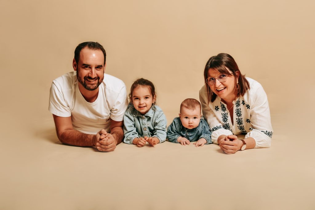 famille de 4 studio